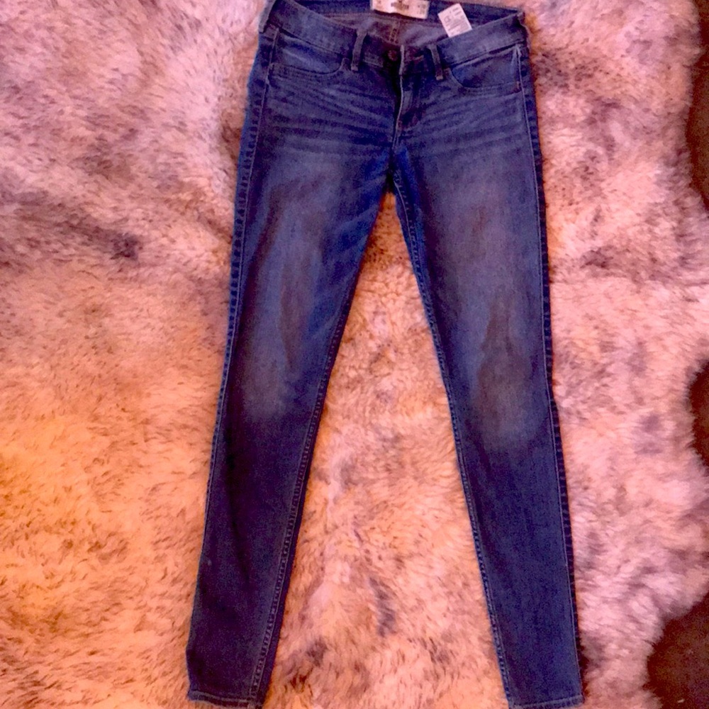 Hollister skinny jeans